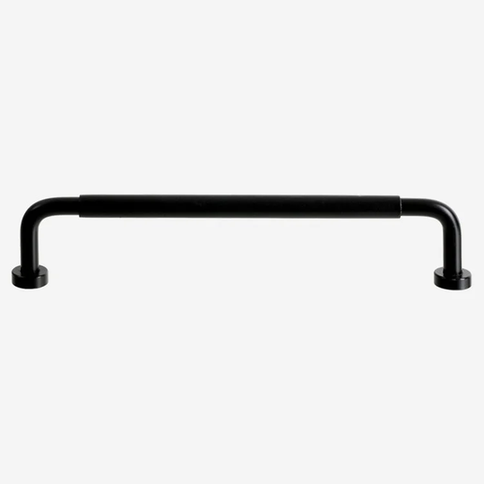Ballingslöv Handtag HG300B Svart metall med svart läder